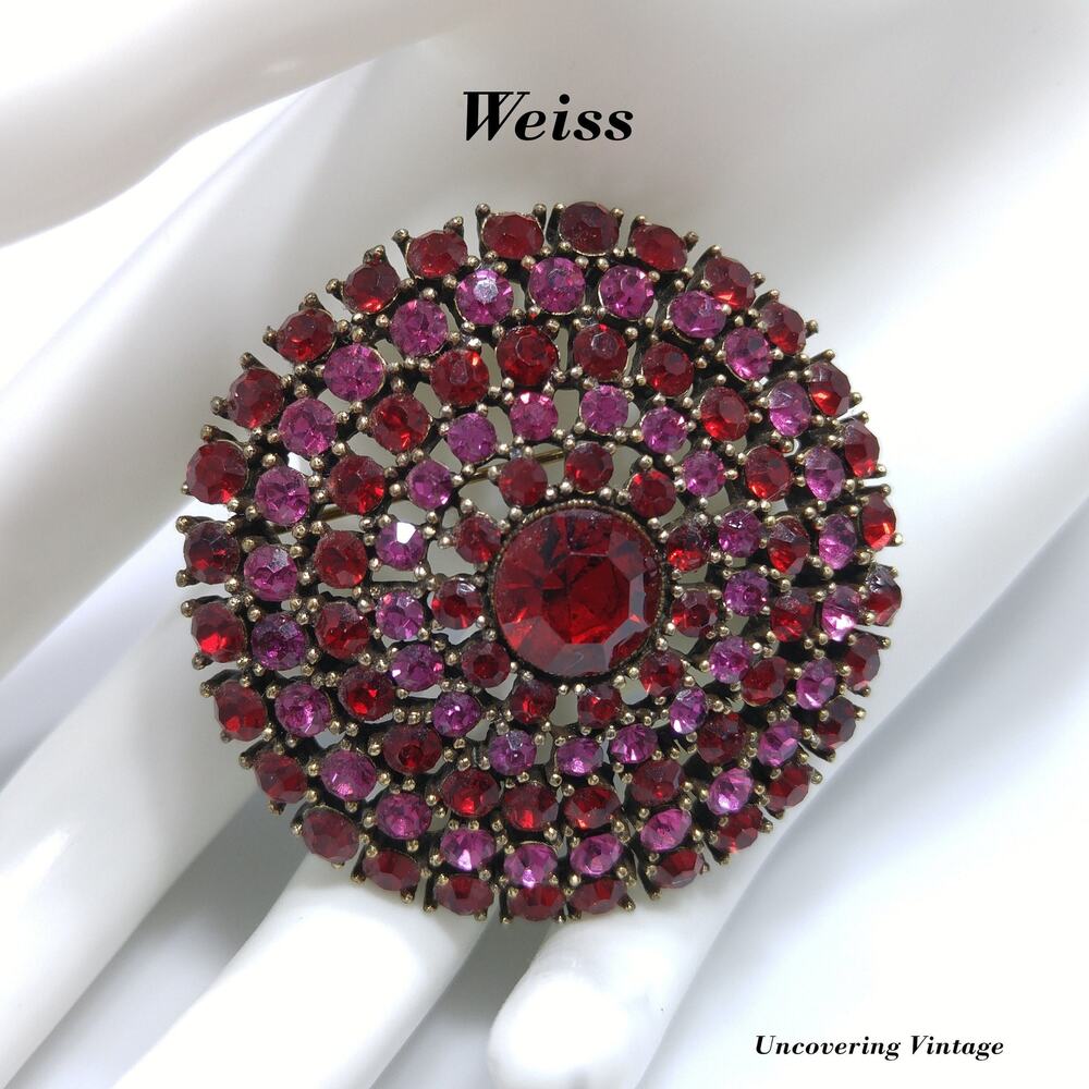 Weiss 1950s Red and Pink Rhinestone Brooch, Domed Gold Tone Circle Design
